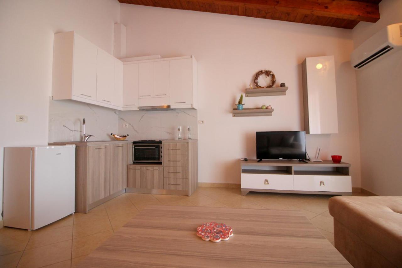 Atlantis Apartments Sarandë Exterior foto